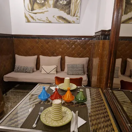 Riad Les Nuits De Marrakech-3